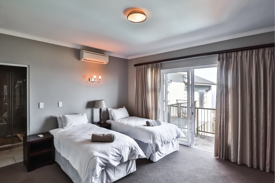 4 Bedroom Property for Sale in Pinnacle Point Golf Estate Western Cape